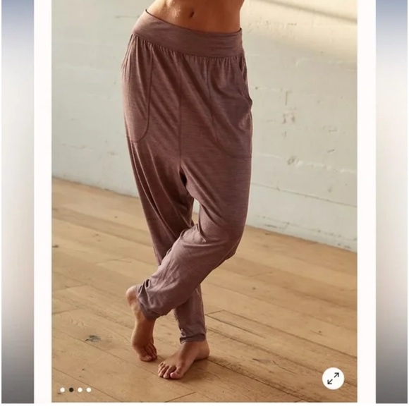 SOLD OUT Free People Movement Diya Harems Purple Mountain L - Picture 3 of 5